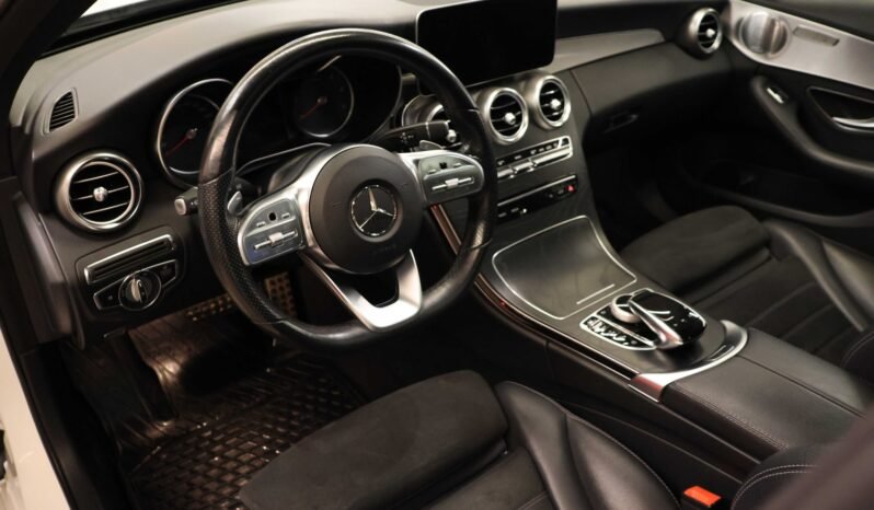 
								Mercedes-Benz C 220 d 4MATIC AMG | Burmester | Pano | Pack Nuit | Attelage | Facelift full									