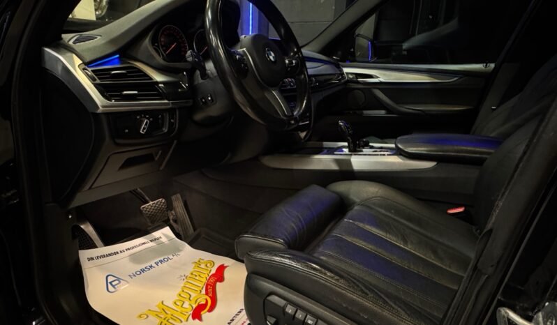 
								BMW X5 xDrive40e/ M-SPORT/ H&K/ NAVI/ HUD/ PANO/ NUIT/ SOFT full									