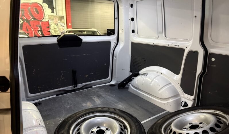 
								Volkswagen Transporter 2.0 TDI 150 ch 4MOTION 2021, automatique full									