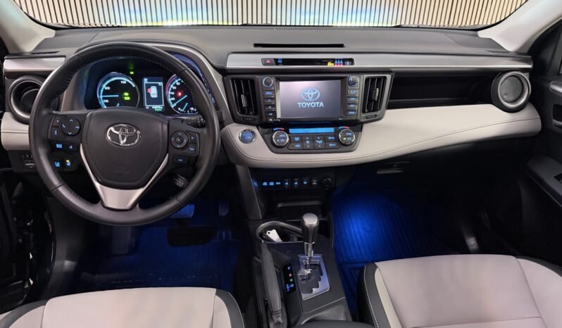 
								Toyota RAV4 Hybrid 4×4 de 2016 en finition Executive full									