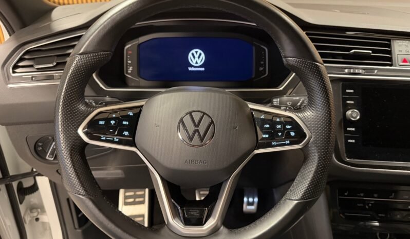 
								Volkswagen Tiguan R-Line 2.0 TDI 200 ch | 4MOTION | DSG | ACC | Caméra | Navigation | Origine Norvégienne full									