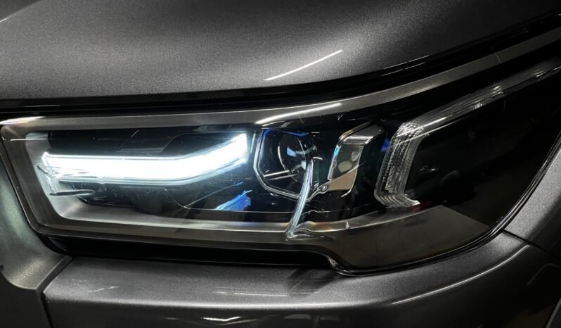 
								Toyota Hilux 2.8D – 204 ch – 4WD – Arctic Trucks – Barre LED 1000 m full									