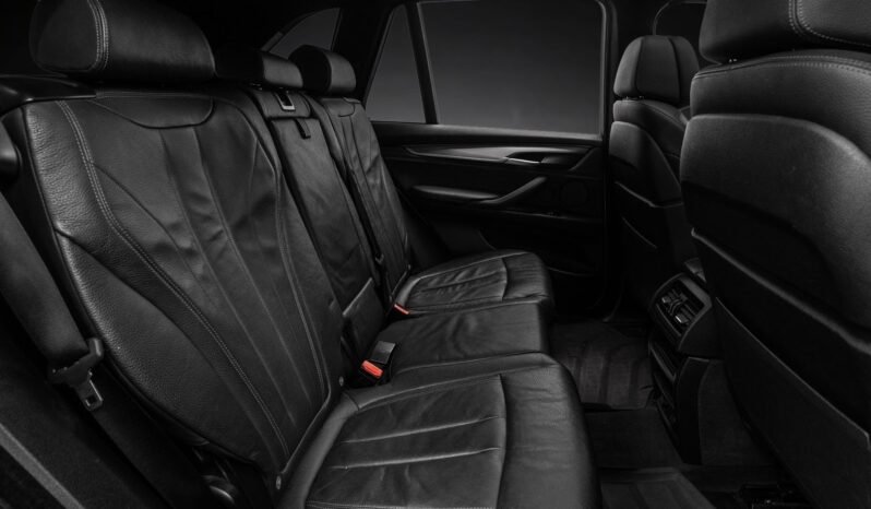 
								BMW X5 30d 258HK M-Sport, Affichage tête haute, Harman Kardon, toit panoramique, Webasto, HFest full									