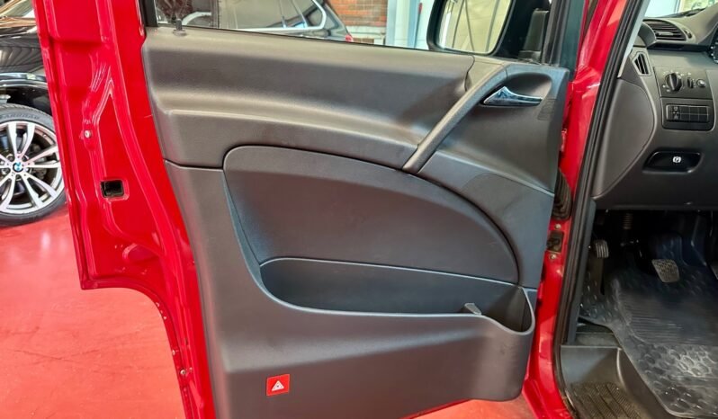 
								Mercedes-Benz Vito 113 CDI 136 ch de 2014 full									