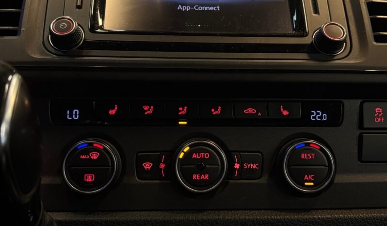 
								Volkswagen Golf 2.0 TDI 204 ch 4×4 Automatique – NAVI / ACC / WEBASTO full									