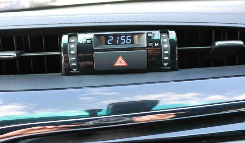 
								Toyota Hilux 2.4 D-4D 150 ch Double Cabine | Automatique | Noir | Cuir | DEFA | Feux supplémentaires | Garantie 10 ans full									