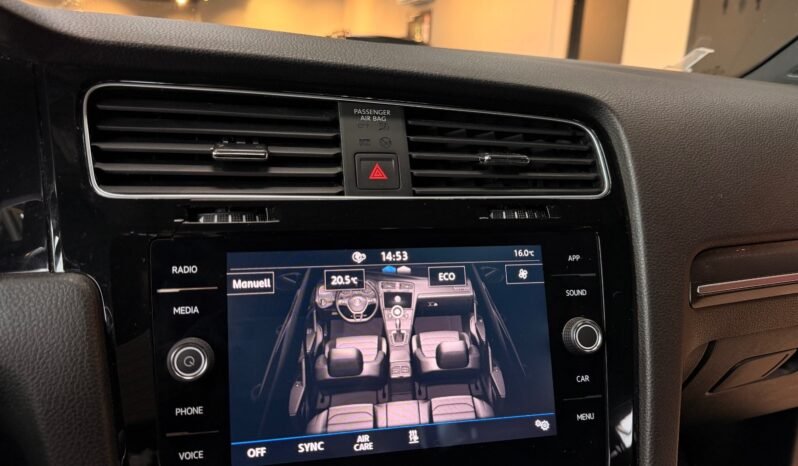 
								Volkswagen Golf VII GTE 1.4 TSI – HYBRIDE – DSG – CAMÉRA – CARPLAY – WEBASTO full									