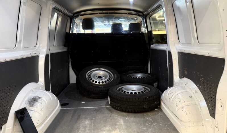 
								Volkswagen Transporter 2.0 TDI 150 ch 4MOTION 2021, automatique full									
