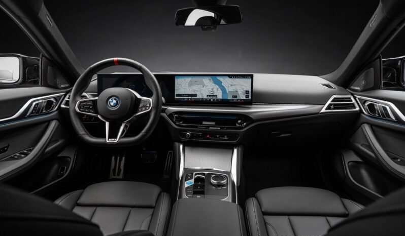 
								BMW i4 M50 xDrive Fully Charged – HUD, Harman Kardon, Cuir, Attelage, Norsk, BSI full									