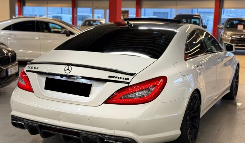 
								Mercedes-Benz CLS 63 AMG Performance de 2011 108 000 km full									