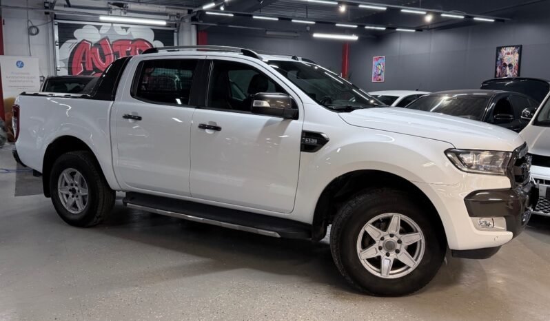 
								Ford Ranger Wildtrak 3.2 TDCi 200 ch full									