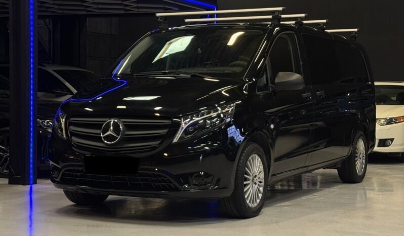 
								Mercedes-Benz Vito 119 CDI 4MATIC de 2023. full									