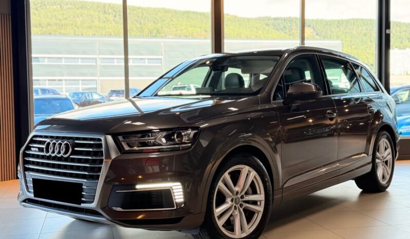 
								Audi Q7 e-tron 3.0 TDI V6 373 ch quattro, Virtual Cockpit, ACC, Cuir, Soft Close full									