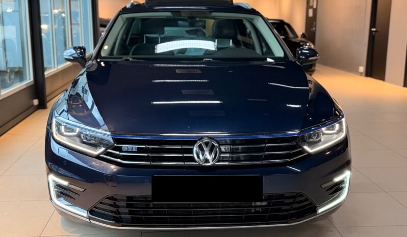 
								Volkswagen Passat GTE 272 ch Highline – Cuir/Alcantara, Toit panoramique, Attelage full									