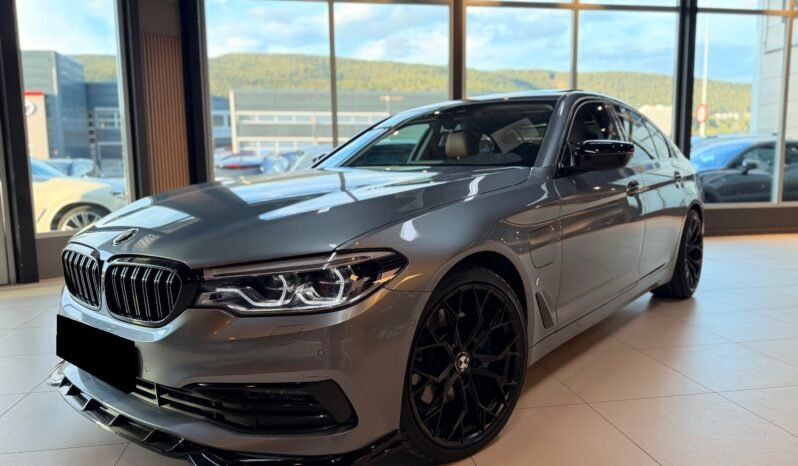 
								BMW 530e SPORT LINE – 360° – HARMAN KARDON – CUIR – TOIT OUVRANT – DIRECTION ARRIÈRE full									