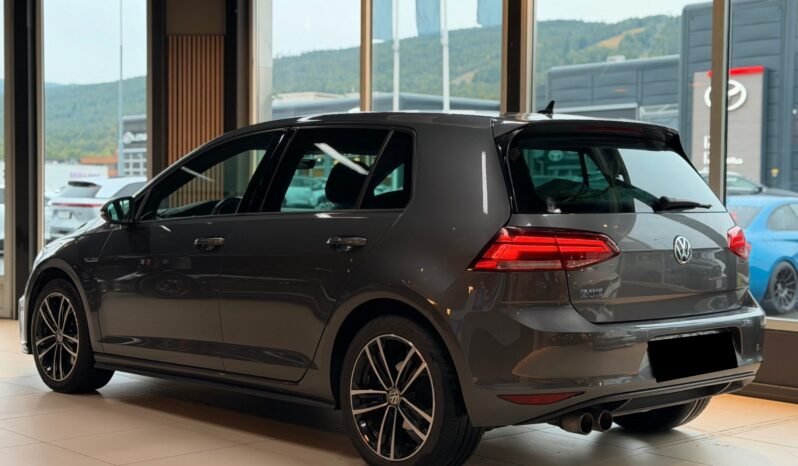 
								Volkswagen Golf VII GTE 1.4 TSI – HYBRIDE – DSG – CAMÉRA – CARPLAY – WEBASTO full									
