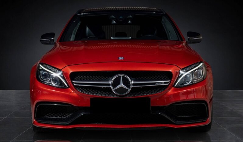 
								Mercedes-AMG C 63 476 ch | V8 Biturbo | Échappement Sport | Panoramique | Burmester | Pack Nuit full									