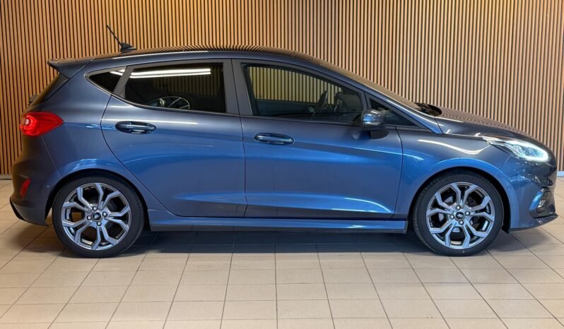 
								Ford Fiesta 1.0 EcoBoost ST-Line 125 ch | Automatique | Panoramique | B&O | Navigation | Caméra | Régulateur full									