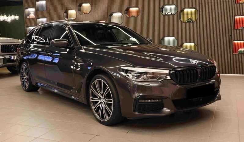
								BMW 520d xDrive M Sport | 193 ch | HUD | ACC | Harman Kardon | Pano | Webasto full									