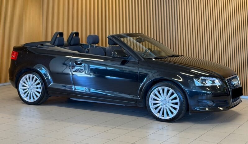 
								Audi A3 Cabriolet 1.6 TDI 105 ch | Manuelle | Noir full									