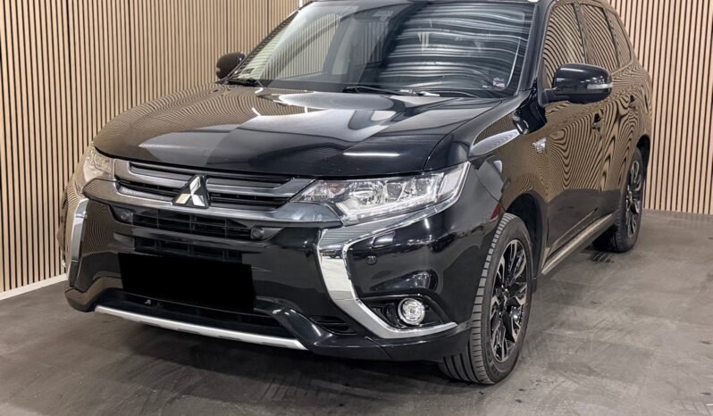 
								Mitsubishi Outlander PHEV 2017 full									