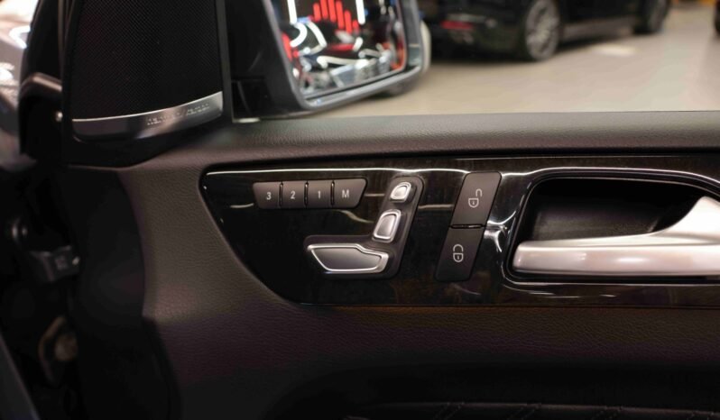 
								Mercedes-Benz GLS 350d 4MATIC AMG | 258 ch | ACC | Harman Kardon | 360° | Pano | Cuir | Crochet full									