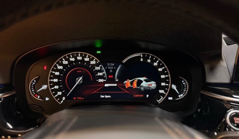 
								BMW 530e SPORT LINE – 360° – HARMAN KARDON – CUIR – TOIT OUVRANT – DIRECTION ARRIÈRE full									