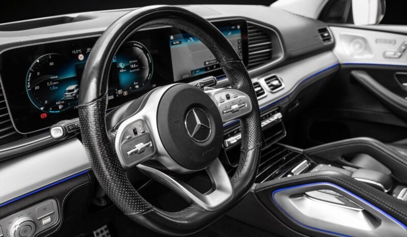 
								Mercedes-Benz GLE 350 de 4MATIC AMG Line / 2x AMG / Affichage tête haute / Premium+ / Burmester / Toit panoramique / Night Package / Hybride rechargeable / Norvégien full									