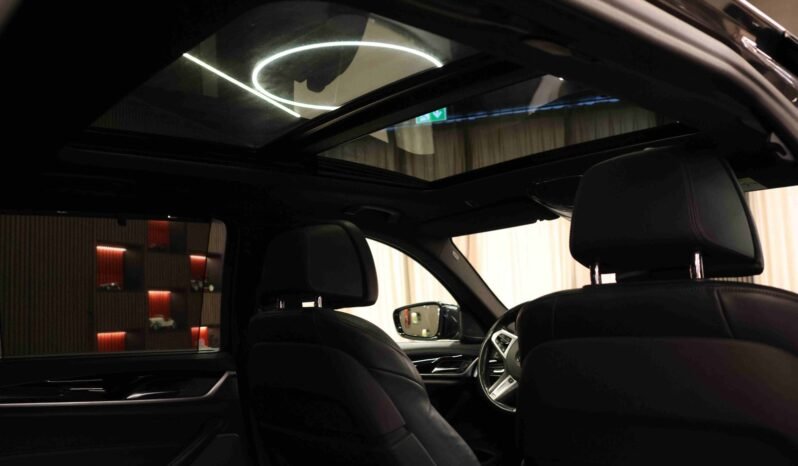 
								BMW 520d xDrive M Sport | 193 ch | HUD | ACC | Harman Kardon | Pano | Webasto full									