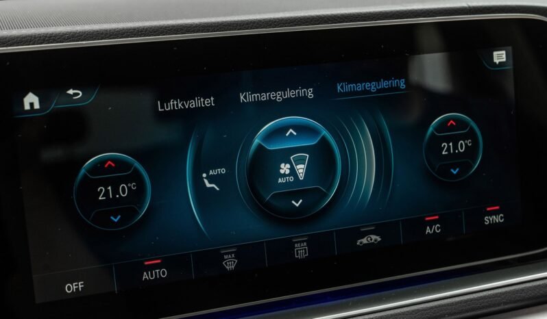 
								Mercedes-Benz GLE 350 de 4MATIC AMG Line / 2x AMG / Affichage tête haute / Premium+ / Burmester / Toit panoramique / Night Package / Hybride rechargeable / Norvégien full									