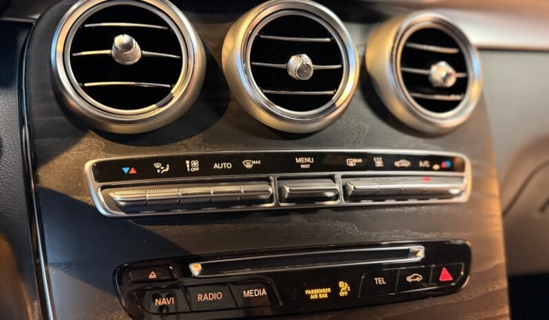 
								Mercedes-Benz GLC 350e 4MATIC AMG – 326 ch, 360°, Burmester, DISTRONIC, AIRMATIC, Pano, Attelage full									