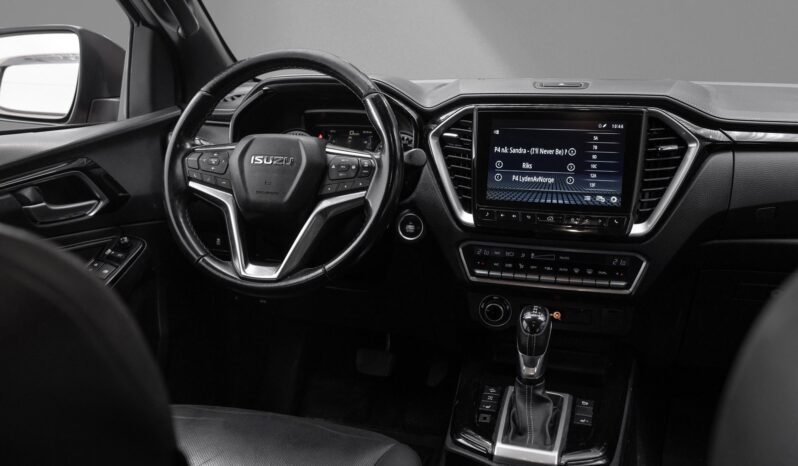 
								Isuzu D-Max 1.9 Double Cab Black Edition de 2021 full									