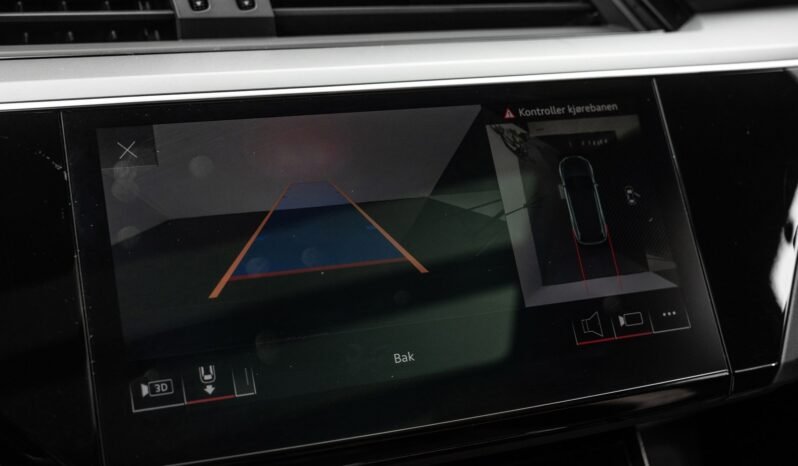 
								Audi e-tron 55 quattro Black Optics, 360°, HUD, ACC, Panoramique, Norvégien, HFeste, 1 propriétaire full									