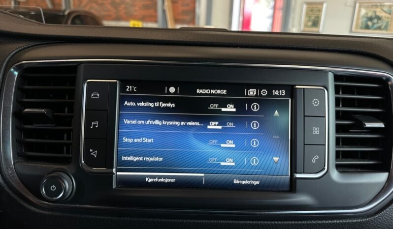 
								Toyota Proace Verso 120 ch — 2018 full									