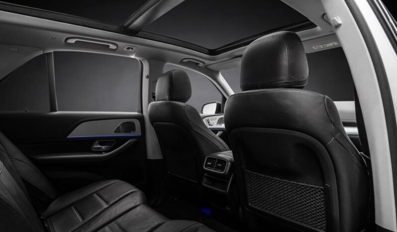 
								Mercedes-Benz GLE 350 de 4MATIC AMG Line / 2x AMG / Affichage tête haute / Premium+ / Burmester / Toit panoramique / Night Package / Hybride rechargeable / Norvégien full									