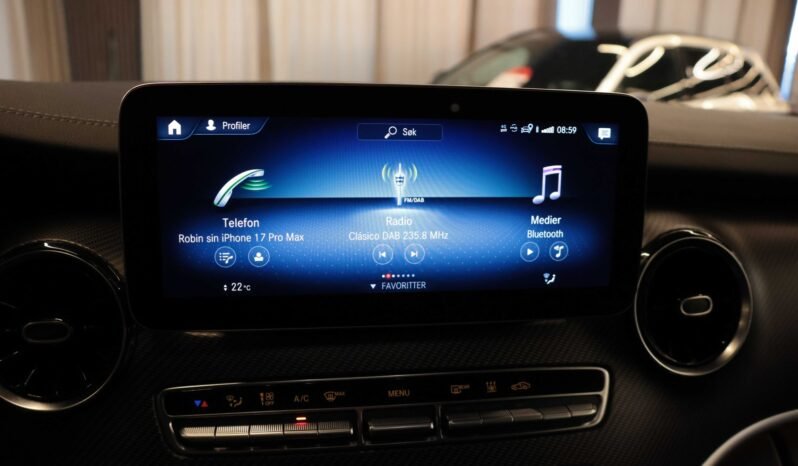 
								Mercedes-Benz V 300 d 4MATIC AMG 237 ch | Burmester | DISTRONIC | Caméra | Attelage | Webasto full									