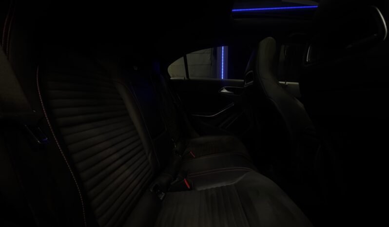 
								Mercedes-Benz Classe A 180 AMG de 2013, Automatique full									