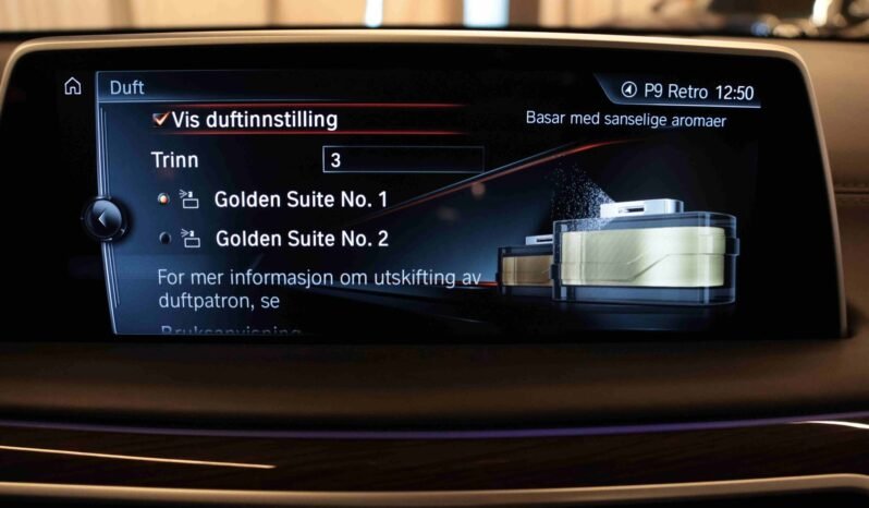 
								BMW 740Le xDrive 371 ch | HUD | ACC | Soft Close | Panoramique | Massage | Harman Kardon | Night Vision full									