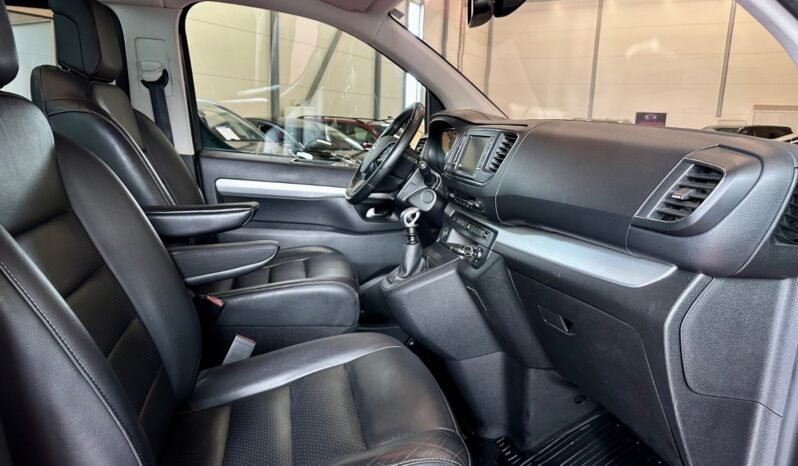
								Toyota Proace Verso 120 ch — 2018 full									
