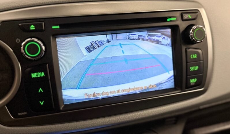 
								Toyota Yaris Hybrid de 2013 en finition Executive full									