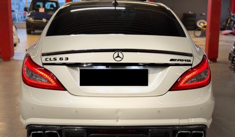 
								Mercedes-Benz CLS 63 AMG Performance de 2011 108 000 km full									