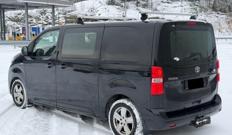 
								Toyota Proace 2.0 D-4D 177 ch automatique full									