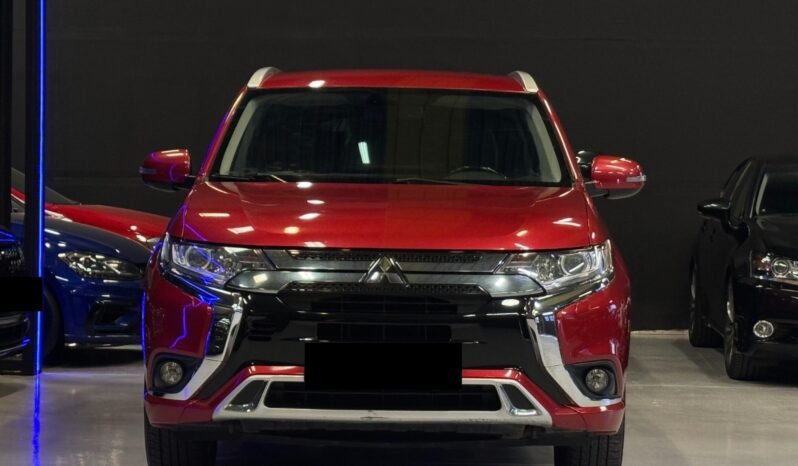 
								Mitsubishi Outlander 1 PROPRIÉTAIRE / PHEV / HYBRIDE / 4×4 / CONDUITE À DROITE / CAMÉRA À DROITE / NEUF UE full									