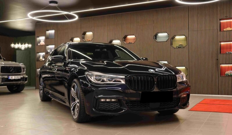 
								BMW 740Le xDrive iPerformance M Sport | HUD | ACC | Soft-Close | Pano | Laser | B&W full									