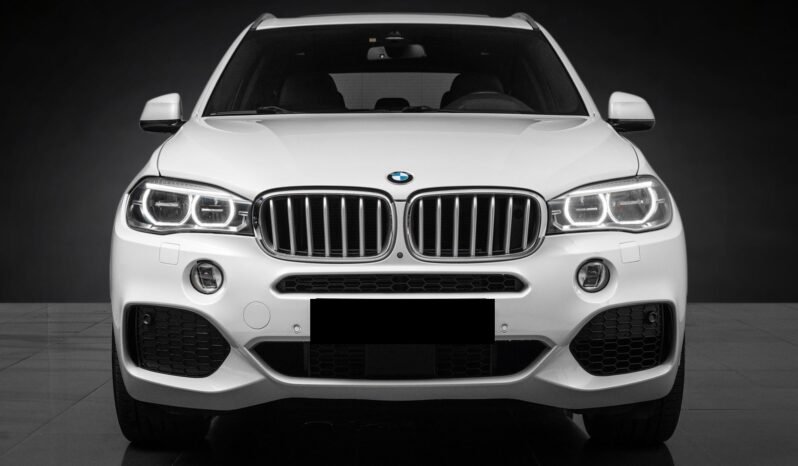 
								BMW X5 xDrive40e M-Sport, 360 g, régulateur de vitesse adaptatif full									