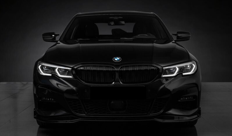 
								BMW 330e Berline xDrive M Sport / 292 ch / ACC / Affichage tête haute / Commande gestuelle / Cuir Vernasca / Laser / H-Fasten full									