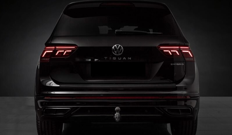 
								Volkswagen Tiguan eHybrid 245 ch R-Line, Caméra 360°, ACC, Matrix LED, Attelage, Norvégien full									