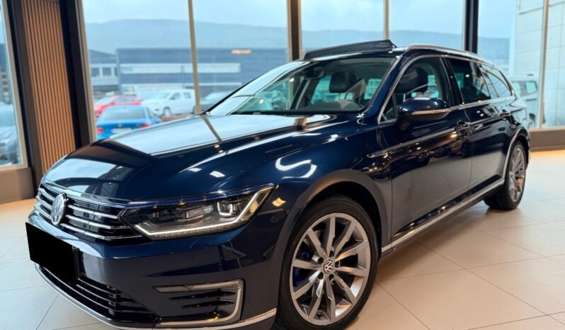
								Volkswagen Passat GTE 272 ch Highline – Cuir/Alcantara, Toit panoramique, Attelage full									