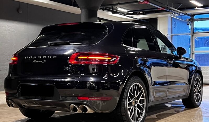 
								Porsche Macan S 211 ch – PASM – ACC – PANO – BOSE – WEBASTO – ATTELAGE full									