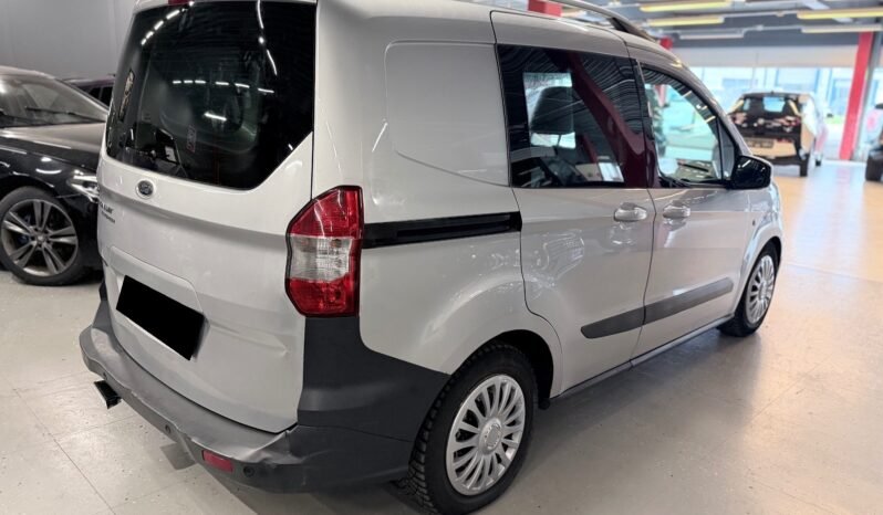 
								Ford Transit Courier 1.6 TDCi 95 ch 2015, avec boîte manuelle full									